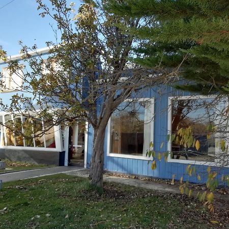 Hostal Los Pinos Puerto Natales Esterno foto